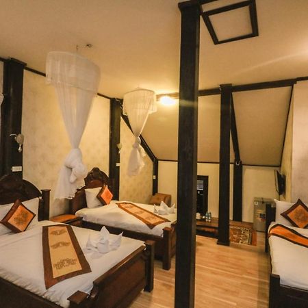 Ananta Hotel Luangprabang Экстерьер фото