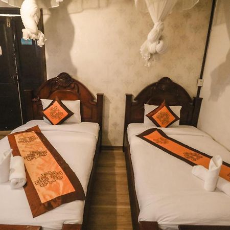 Ananta Hotel Luangprabang Экстерьер фото